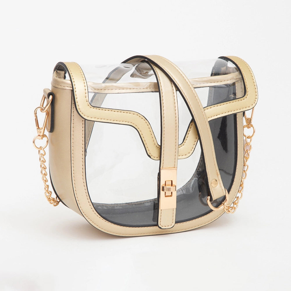 Clear Saddle Bag — Bolsa Transparente Estructurada con Cadena Dorada | Stadium Approved