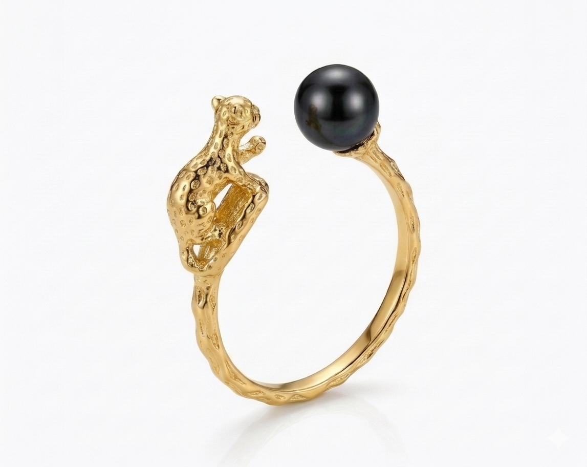 Cat's Cradle Ring — 18K Gold Plated with Hematite Stone